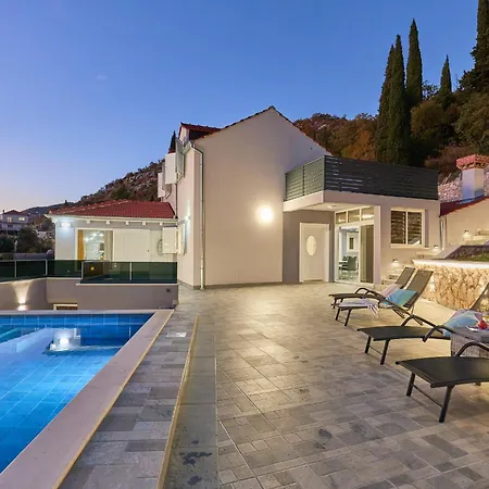 Aguzin Villa Osojnik